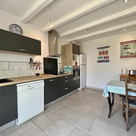Holiday home Maison De Lumineuse 4p A Oleron, 8 Couchages, Jardin, Proche Centre - Menage Inclus - Fr-1-246a-139 Saint-Pierre-d'Oleron
