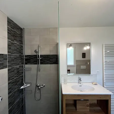 Maison Spacieuse à Saint-pierre D'oléron, 3 Chambres, Jardin, Proche Centre - Fr-1-246a-139